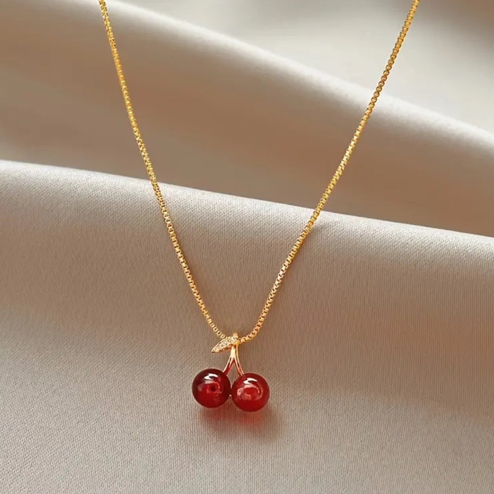 NEW Elegant Gold 18k Cherry Pendant Necklace